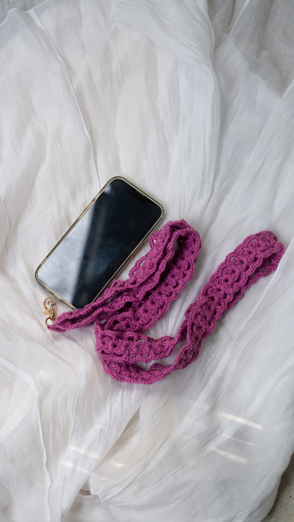 Lanière de téléphone dentelle