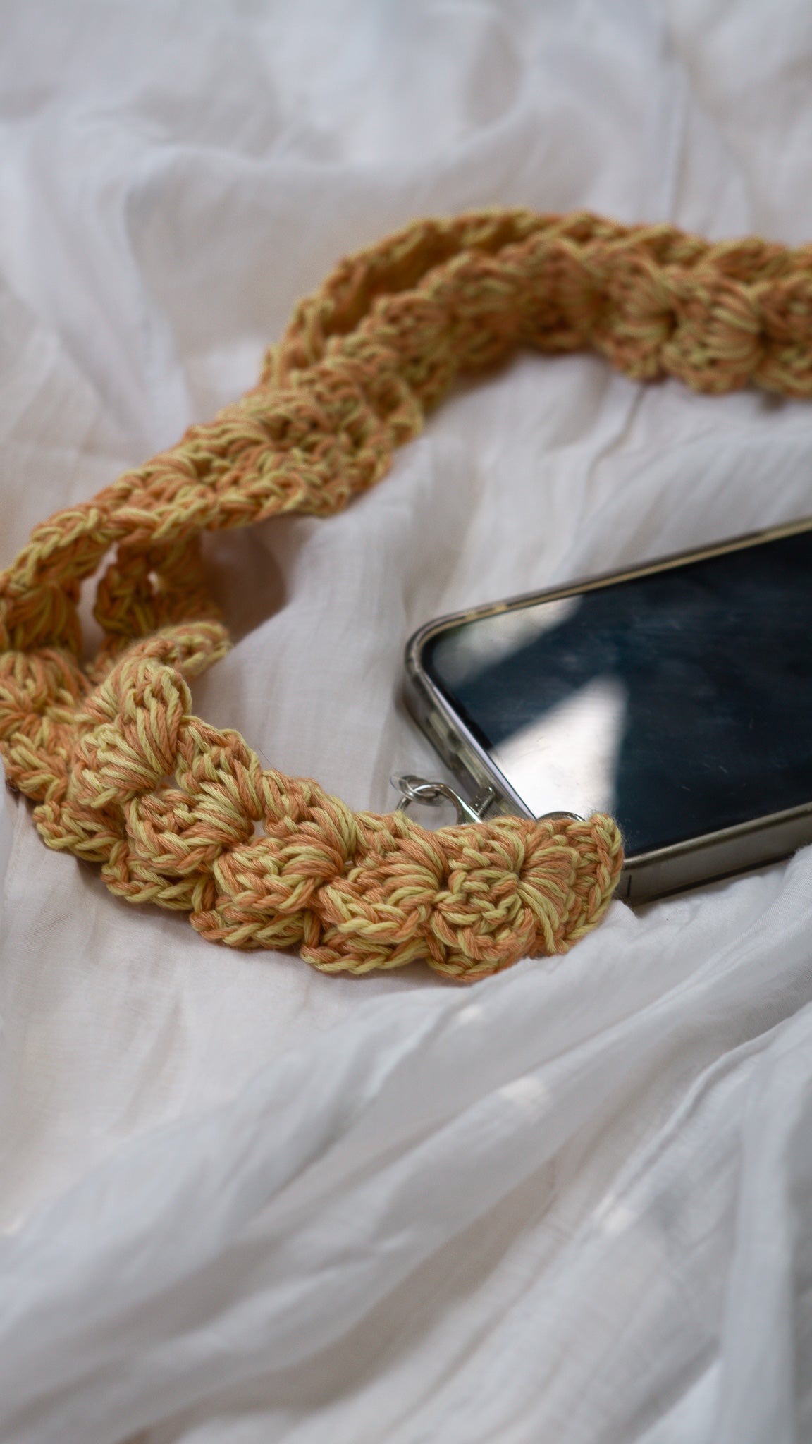 Lanière de téléphone bandoulière bicolore Valoche Studio